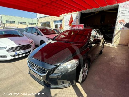 VOLVO V40 en venta en Arganda del Rey (Madrid) - Arganda del Rey