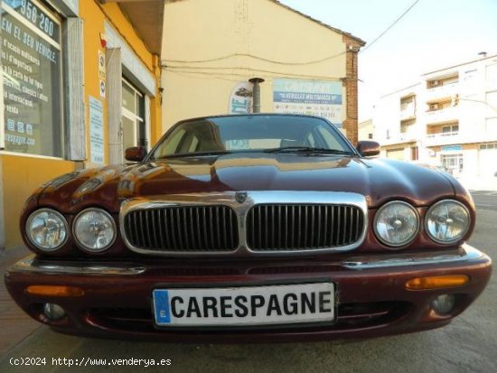 JAGUAR XJ8 en venta en AlcarrÃ s (Lleida) - AlcarrÃ s