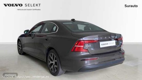 Volvo S60 S60 Core, B4 (gasolina), Gasolina de 2023 con 33.535 Km por 36.900 EUR. en Cadiz