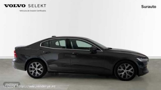 Volvo S60 S60 Core, B4 (gasolina), Gasolina de 2023 con 33.535 Km por 36.900 EUR. en Cadiz