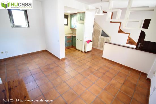 ¡¡OPORTUNIDAD - CASCO HISTÓRICO - DUPLEX DE 2 DORM. SIN ABUHARDILLAR, BAÑO Y ASEO 149.500€!! -