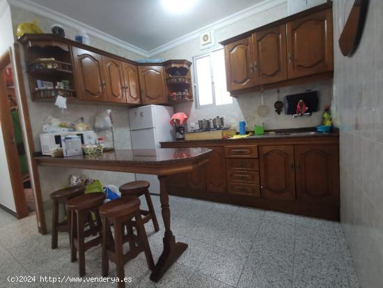 SE VENDE PISO EN SAN GREGORIO , TELDE - LAS PALMAS