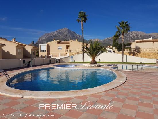 CHALET INDEPENDIENTE EN LA NUCIA - ALICANTE