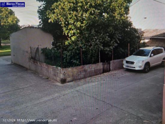 SE VENDE VIVIENDA EN CAMPONARAYA - LEON