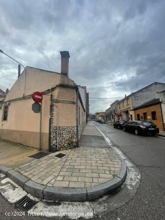 CASA EN VENTA - VALLADOLID