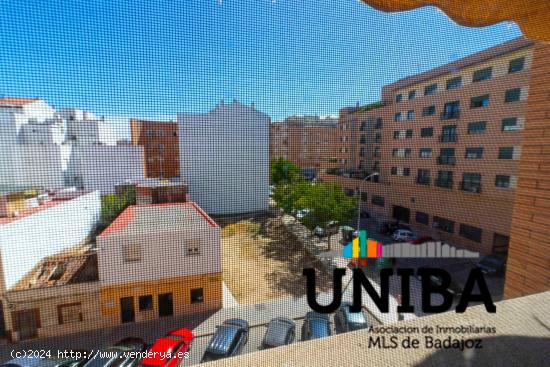  Apartamento en María Auxiliadora - BADAJOZ 