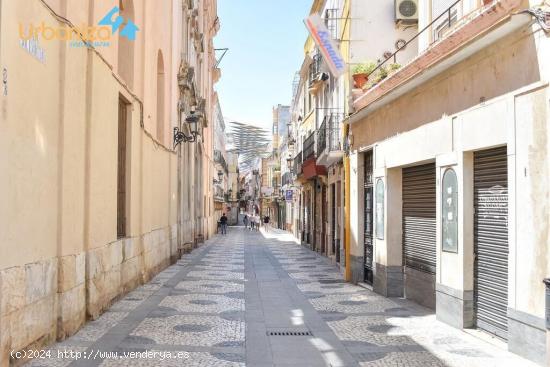 Piso en Zona centro para reformar - BADAJOZ