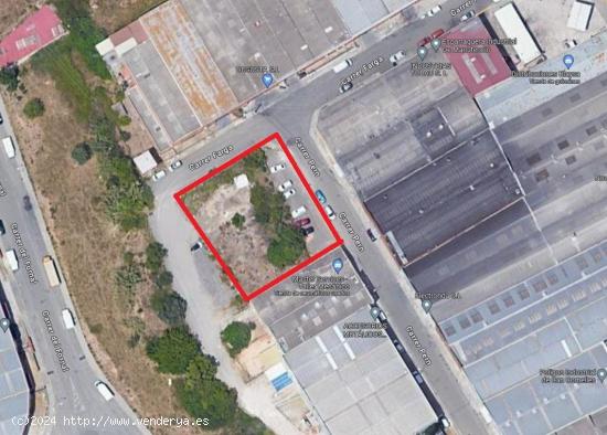 FANTÁSTICA PARCELA INDUSTRIAL DE 1.262 m2 EN CAN COMELLAS - BARCELONA