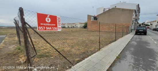 SE VENDE SOLAR EN ESQUINA - CORDOBA