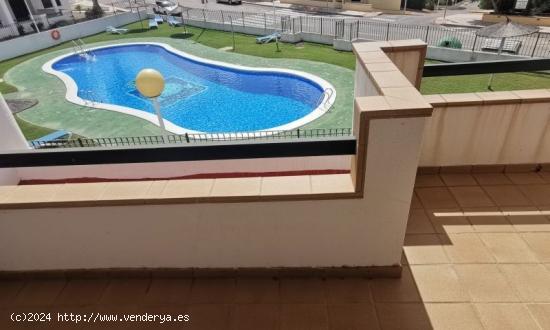 PRECIOSO APARTAMENTO EN PRIMERA PLANTA EN CAMPO DE GOLF CAMPOAMOR ORIHUELA COSTA - ALICANTE