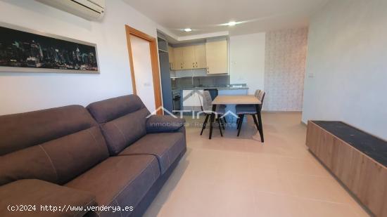 Apartamento con vistas laterales al mar situado en 3ª línea playa Bellreguard a solo 100m del mar 