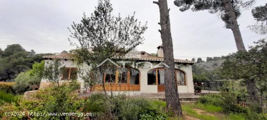  Chalet independiente con vistas al mar y a la montaña con parcela de 1100m² - VALENCIA 