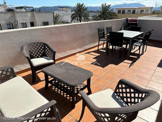 Ático con terraza privativa de 30m² situado en la playa de Daimús, - VALENCIA