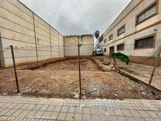 TERRENO EDIFICABLE EN EL POLÍGONO EL GRANADAL!!!! - CORDOBA