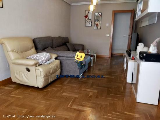 INTRA LEGAL gestiona en EXCLUSIVA piso de 3 dormitorios y 2 baños en venta en Pizarrales! - SALAMAN