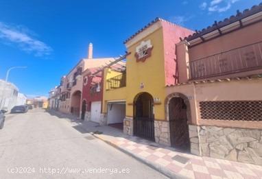  MAGNIFICO ADOSADO EN ZONA CALLE PRIM!!! - CADIZ 