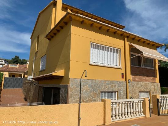  PRECIOSO CHALET INDEPENDIENTE CON PISCINA EN EL OASIS - TARRAGONA 