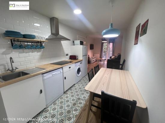 APARTAMENTO AMUEBLADO Y REFORMADO 2 DORMITORIOS CON 2 BAÑOS - LEON