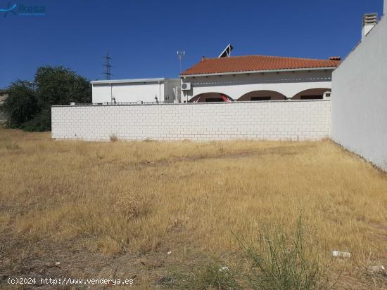 Venta de Suelo Urbano Residencial en Sector VICTIMAS DEL TERRORISMO Azuaga (Badajoz) - BADAJOZ