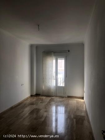 ¡¡PISO CENTRICO EN VENTA!! POR ZONA DE LA ALAMEDA DEL RIO EN CHICLANA DE LA FRA. - CADIZ