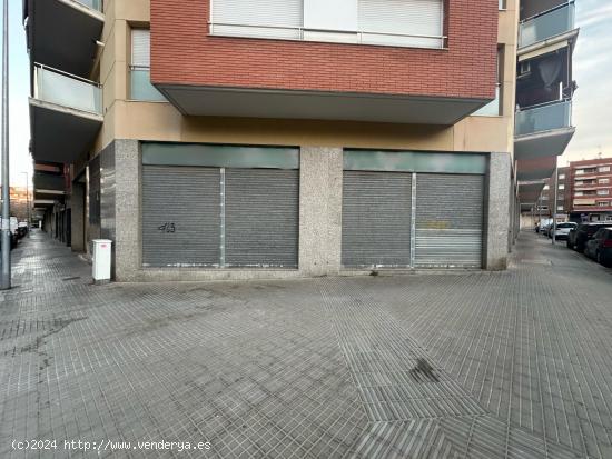  ¡Gran Oportunidad! Local en Venta en Viladecans con Amplias Posibilidades - BARCELONA 