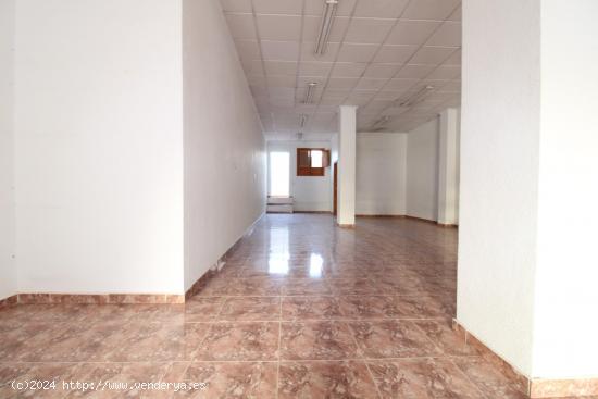 LOCAL COMERCIAL CON PATIO - MURCIA