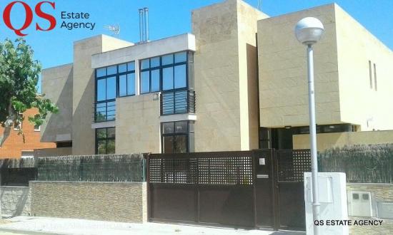  Casa adosada en la urbanización Chalets de Salou, Salou - TARRAGONA 