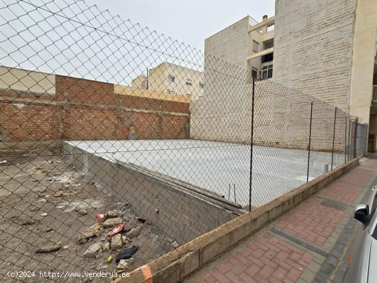  Solar de 300 metros, en pleno centro de Águilas. - MURCIA 