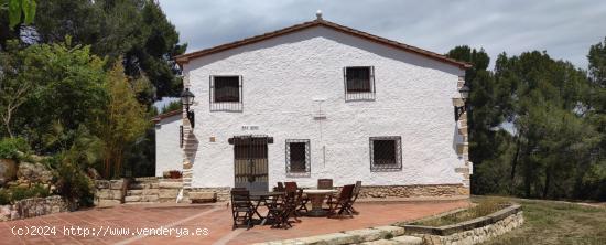 Descubre Mas Neri, una espectacular masía de 350 m² en el Camp de Tarragona - TARRAGONA