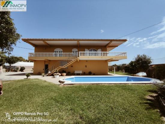 CHALET EN LA PLAYA DELS COSIS ZONA BOVERALS - CASTELLON