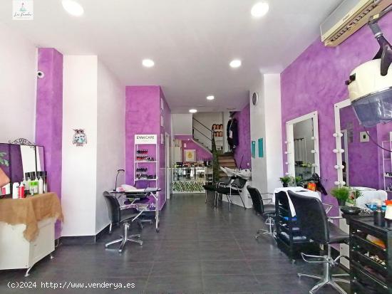 LOCAL PARA NEGOCIO DE PELUQUERIA Y ESTETICA EN SANTA CRISTINA - MALAGA