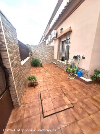  VIVIENDA DE DOS PLANTAS EN LA LOCALIDAD DE BURGUILLOS, SEVILLA. - SEVILLA 