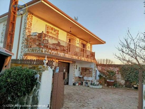  EN VENTA CASA INDEPENDIENTE EN AVENIDA DE BÓVEDA N.º 42 - A POBRA DE BROLLÓN - LUGO 