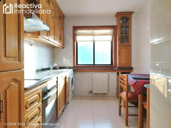 Acogedor piso de 3 HABITACIONES, CON TRASTERO, - A CORUÑA