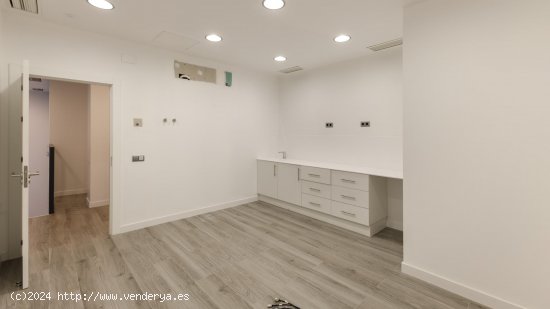 Local comercial en alquiler  en Barcelona - Barcelona