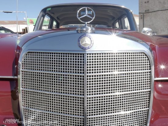 Mercedes 190 1.9 D de 1973 con 74.165 Km por 14.000 EUR. en Madrid