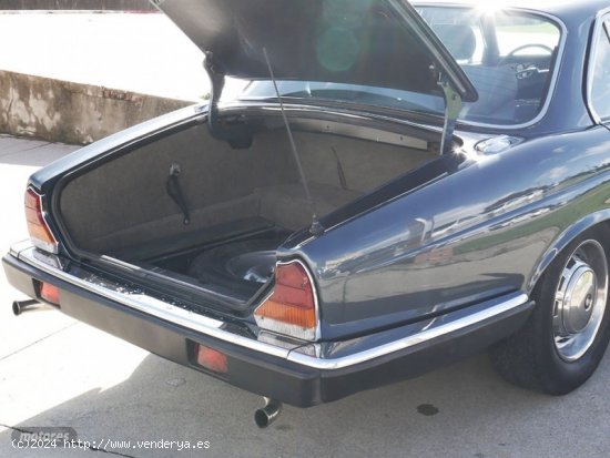 Jaguar Sovering HE XJ12 5.3 de 1985 con 108.209 Km por 9.600 EUR. en Madrid