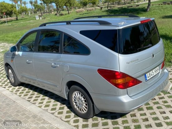 Ssangyong Rodius 2.7 XDI de 2011 con 98.000 Km por 8.700 EUR. en Castellon