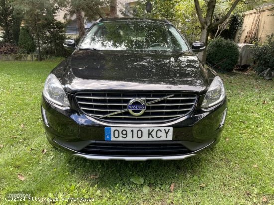 Volvo XC 60 D3 MOMENTUM de 2017 con 268.000 Km por 22.000 EUR. en Zaragoza