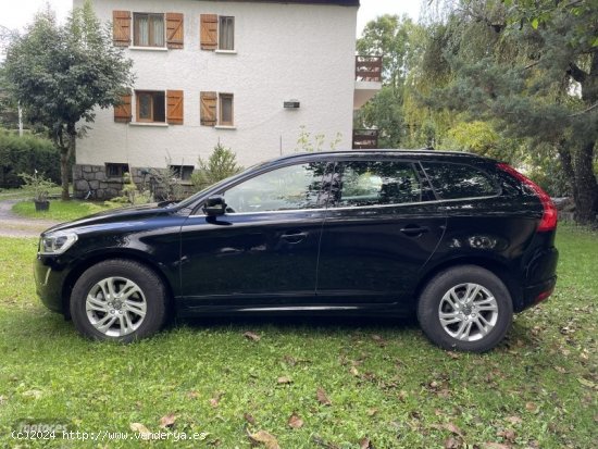 Volvo XC 60 D3 MOMENTUM de 2017 con 268.000 Km por 22.000 EUR. en Zaragoza