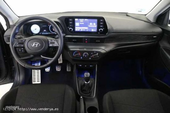 Hyundai Bayon 1.2 MPI Maxx de 2023 con 14.455 Km por 15.990 EUR. en Girona