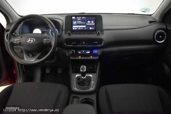 Hyundai Kona 1.0 TGDI Maxx 4x2 de 2023 con 17.847 Km por 18.990 EUR. en Girona