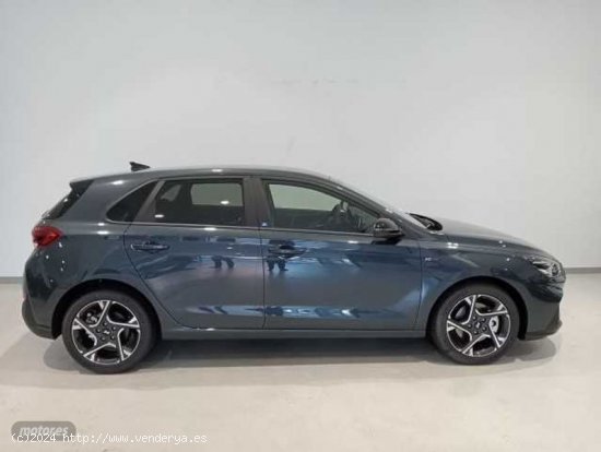 Hyundai i30 1.0 TGDI N Line 30A 120 de 2024 con 11.577 Km por 22.490 EUR. en A Coruna