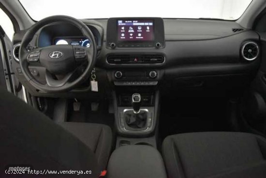 Hyundai Kona 1.0 TGDI Maxx 4x2 de 2023 con 16.198 Km por 20.900 EUR. en Burgos