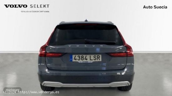 Volvo V 90 V90 Cross Country Pro, B5 AWD mild hybrid (diesel) de 2021 con 97.301 Km por 43.900 EUR. 