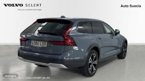 Volvo V 90 V90 Cross Country Pro, B5 AWD mild hybrid (diesel) de 2021 con 97.301 Km por 43.900 EUR. 