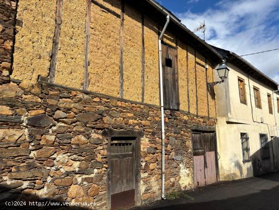 VENTA CASA EN CALAMOCOS - LEON