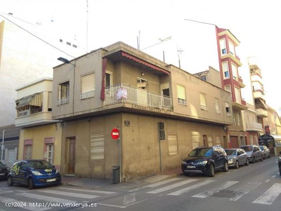  PLANTA BAJA Y PISO EN PLENO CENTRO - ALICANTE 