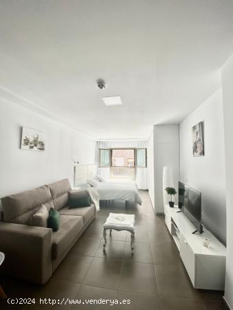  Apartamento tipo loft en zona Guanarteme-Las Canteras - LAS PALMAS 