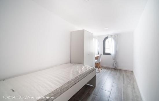 ALQUILER HABITACIÓN EN IGUALADA ZONA CENTRO ESTILO RESIDENCIA!! - BARCELONA